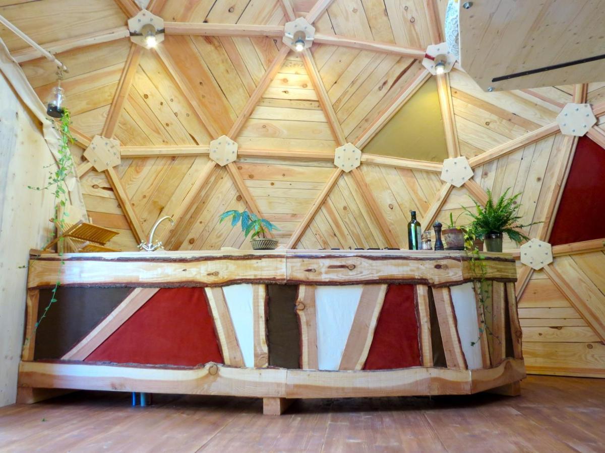 Habitat Createur - Hebergements Insolites Au Camping Municipal "Les Ecureuils" Recoubeau-Jansac Dış mekan fotoğraf