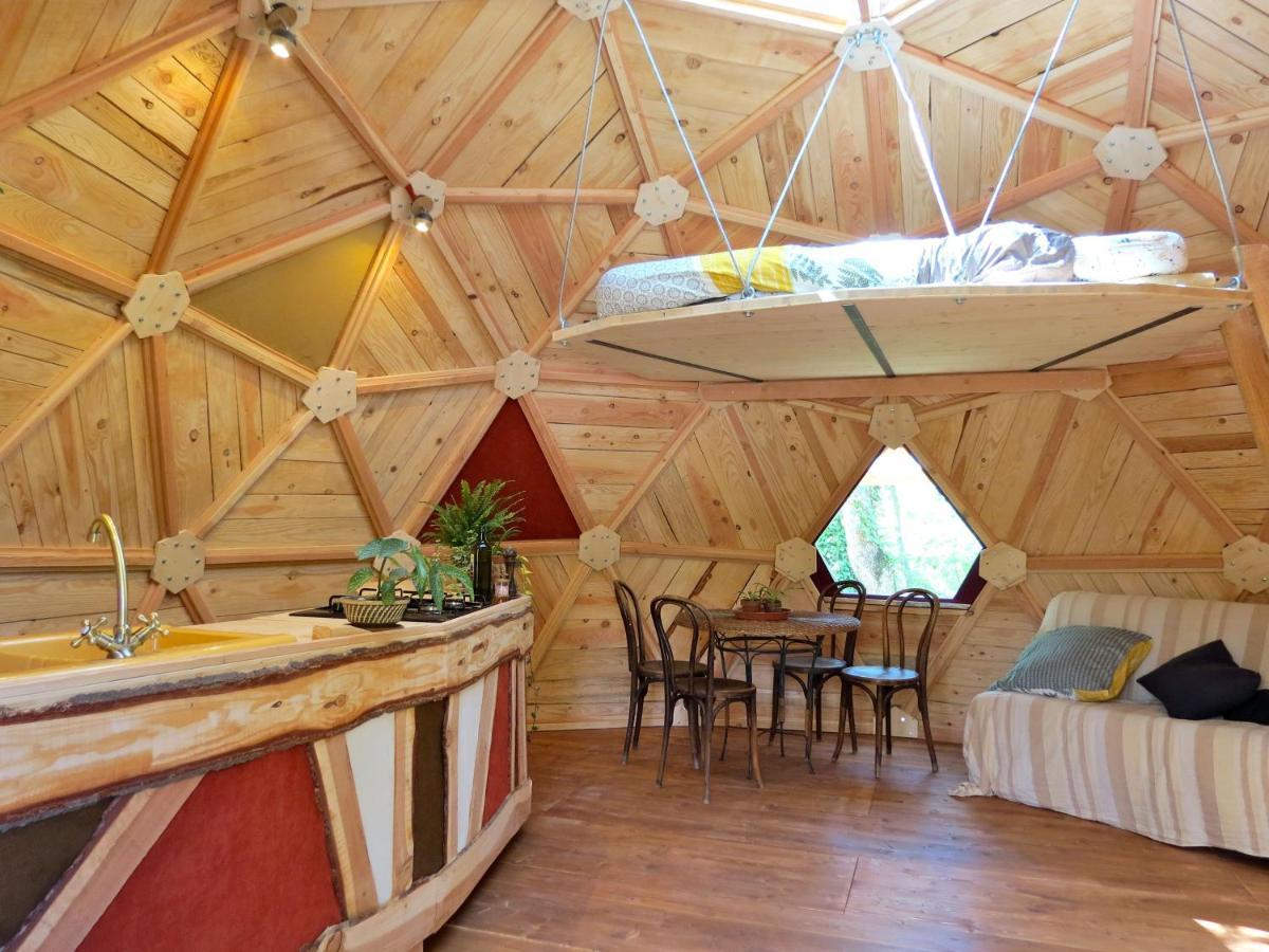 Habitat Createur - Hebergements Insolites Au Camping Municipal "Les Ecureuils" Recoubeau-Jansac Dış mekan fotoğraf
