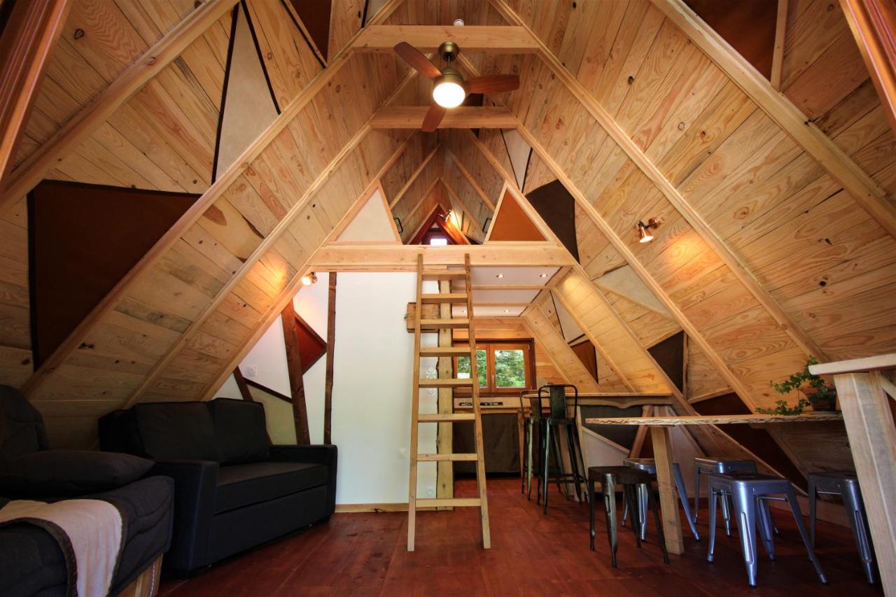 Habitat Createur - Hebergements Insolites Au Camping Municipal "Les Ecureuils" Recoubeau-Jansac Dış mekan fotoğraf