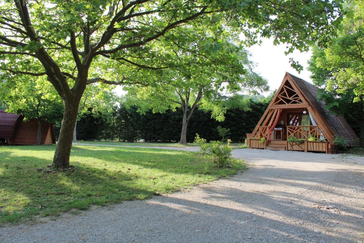 Habitat Createur - Hebergements Insolites Au Camping Municipal "Les Ecureuils" Recoubeau-Jansac Dış mekan fotoğraf